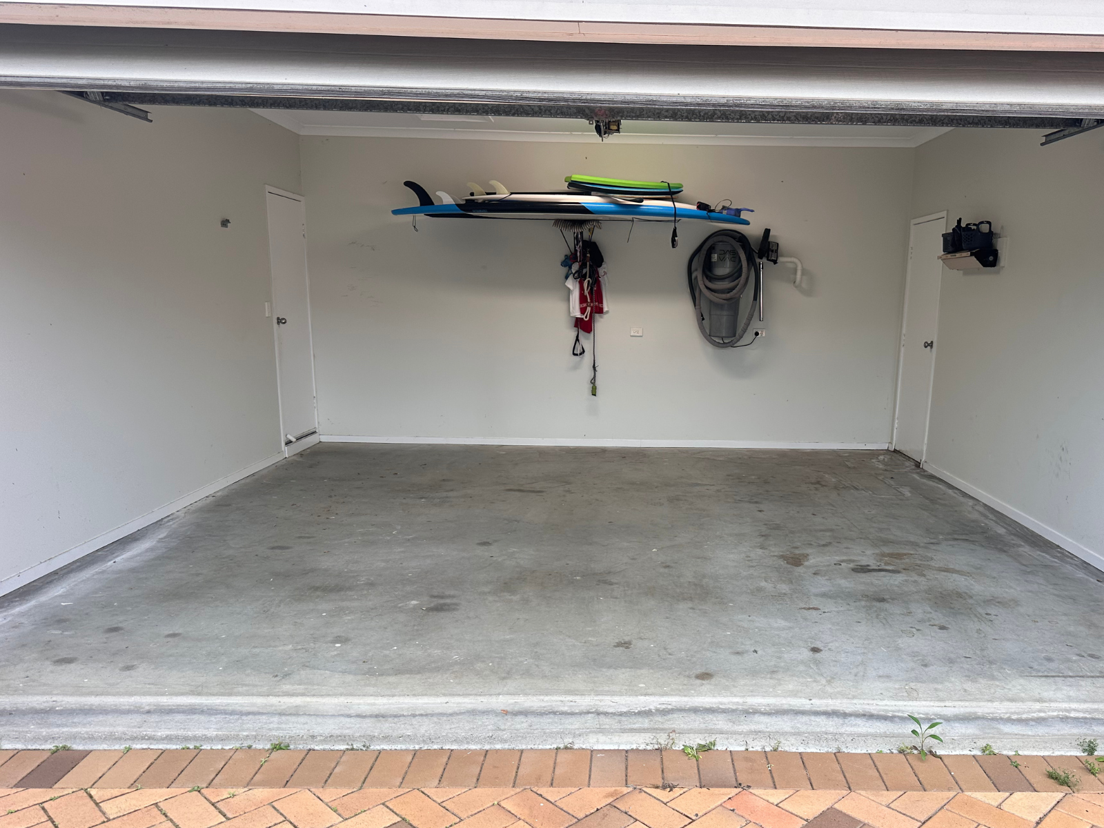 Blue Storm Flake Epoxy Garage Floor — Morayfield before